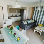 Sea Breeze Boutique דירה קאבאלה